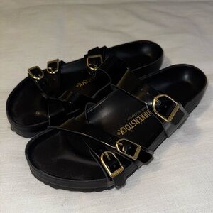 LIKE NEW Black Patent with Gold Birkenstock Franca